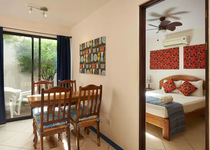 Hotel Blue Tamarindo